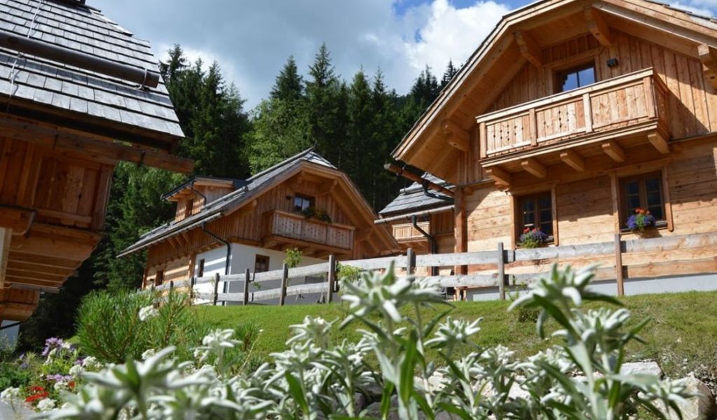 Hotel & Chalet Bergdorf Riesner - Irdning-Donnersbachtal - Schladming-Dachstein