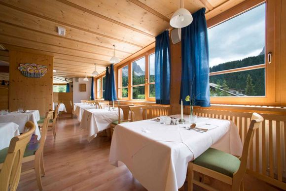 Hotel Meisules*** - Wolkenstein - Dolomiten