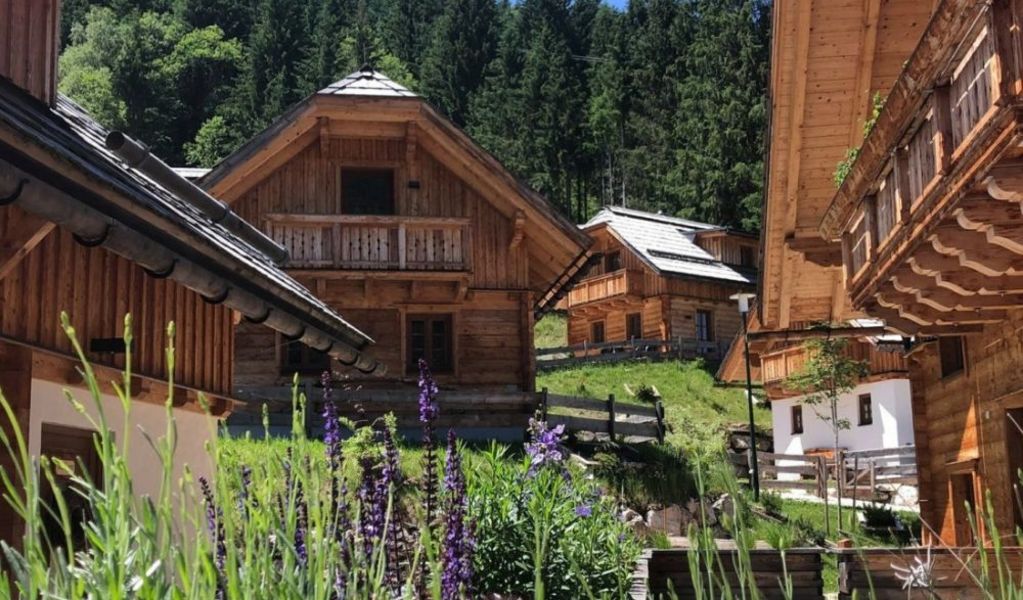 Hotel & Chalet Bergdorf Riesner - Irdning-Donnersbachtal - Schladming-Dachstein