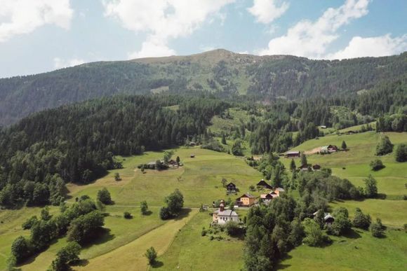 Alte Schule Teuchl - Penk - Hohe Tauern - die Nationalpark-Region