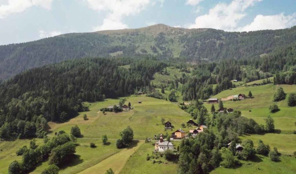 Alte Schule Teuchl - Penk - Hohe Tauern - die Nationalpark-Region