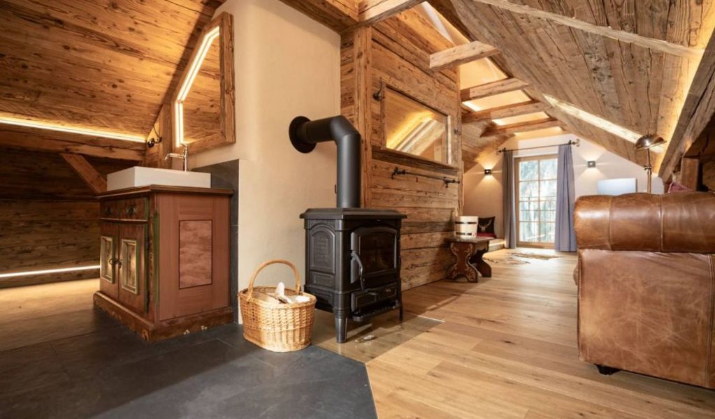 Alte Schule Teuchl - Penk - Hohe Tauern - die Nationalpark-Region