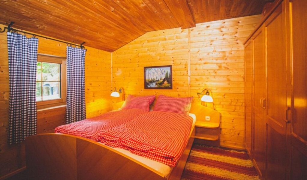 Zirbenhütte auf der Turracher Höhe - Turrach - Urlaubsregion Murau-Murtal