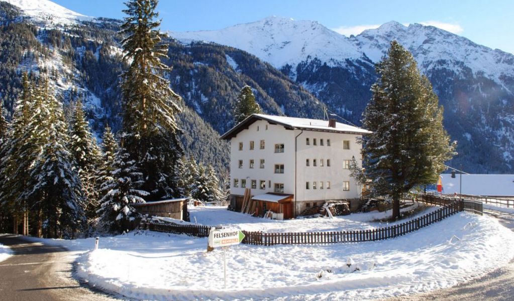 Selbstversorgerhaus Felsenhof - St. Leonhard - Pitztal
