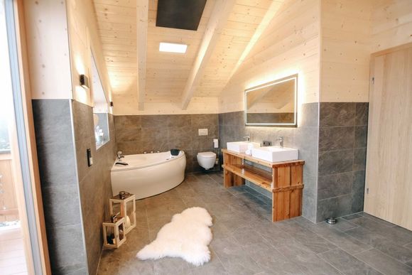 Heidi Chalets - Luxuschalet Almsommer - Falkertsee, Patergassen - Nockberge