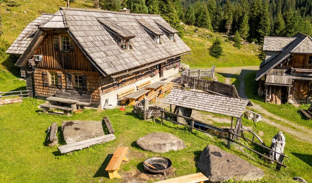 Funklhütte - Eselsberg - St. Peter am Kammersberg - Urlaubsregion Murau-Murtal