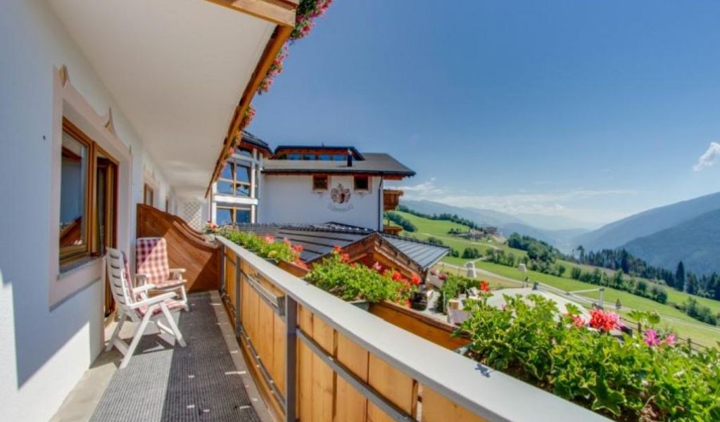 Hotel Lärchenhof**** - Meransen - Dolomiten