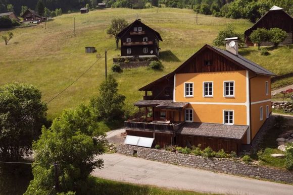 Alte Schule Teuchl - Penk - Hohe Tauern - die Nationalpark-Region