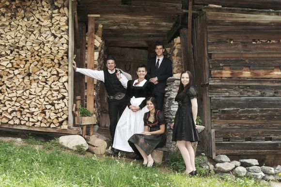 Jausenstation Alpenrose-Fellenberg - Mayrhofen - Zillertal