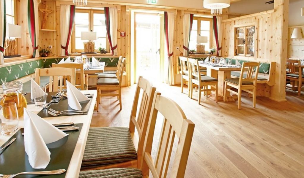 Hotel & Chalet Bergdorf Riesner - Irdning-Donnersbachtal - Schladming-Dachstein